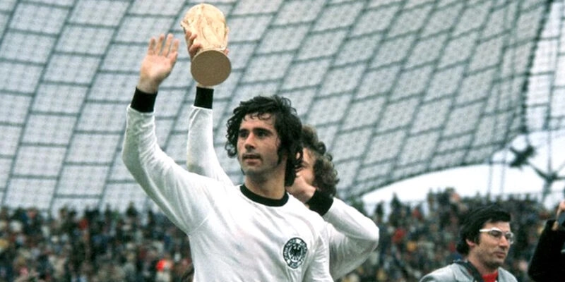Gerd Müller: Huyền thoại với khả năng ghi bàn sắc bén và một bản năng săn bàn vô cùng đặc biệt